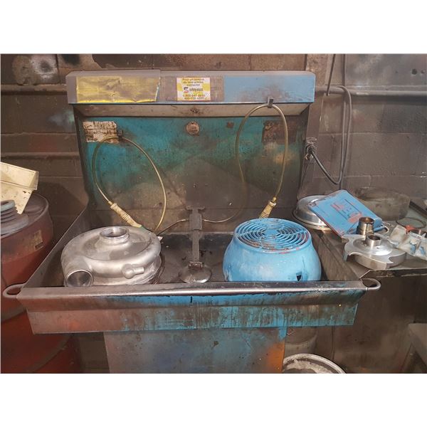 Cleaning Sink