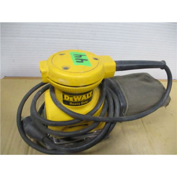 ESTATE:  DEWALT PALM SANDER