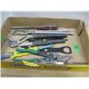 Image 1 : ESTATE:  FLAT C/W VARIOUS TOOLS