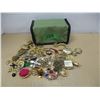 Image 1 : BAG C/W ASSORTED JEWELRY