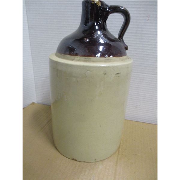ESTATE:  2 TONE BROWN JUG