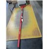 Image 1 : ESTATE:  BROOM & DUST PAN