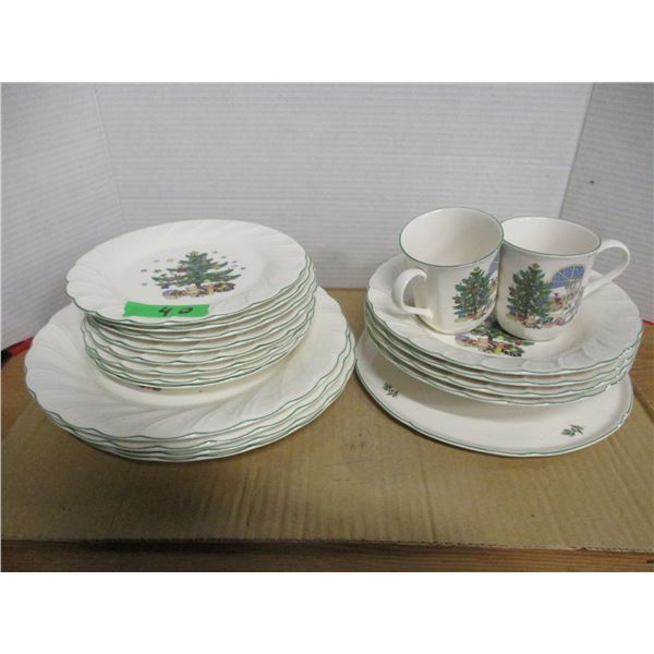 ESTATE:  PARTIAL SET OF CHRISTMAS DISHWARE
