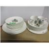 Image 1 : ESTATE:  PARTIAL SET OF CHRISTMAS DISHWARE