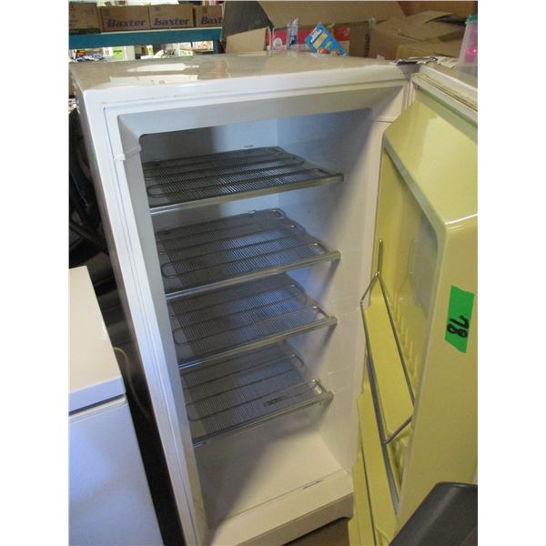 ESTATE:  APPROX. 10 CU FT UPRIGHT FREEZER (WORKING) (24" X 24" X 56")
