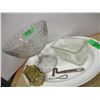 Image 1 : ESTATE:  PLATTER & DISHWARE
