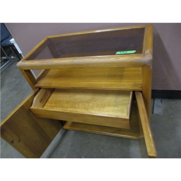 ESTATE:  2 DOOR SIDEBOARD