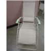 Image 1 : ESTATE:  FOLDING LAWN CHAISE