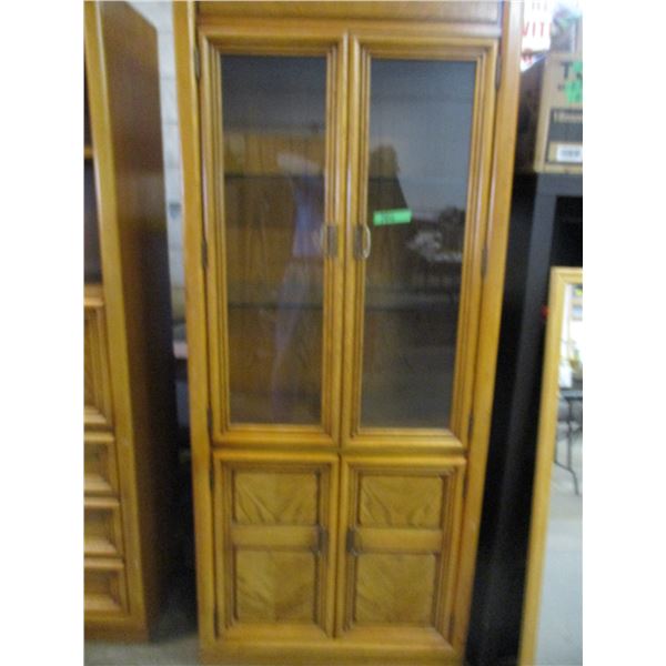 ESTATE:  5 DOOR CABINET (APPROX. 32 X 76 X 18")