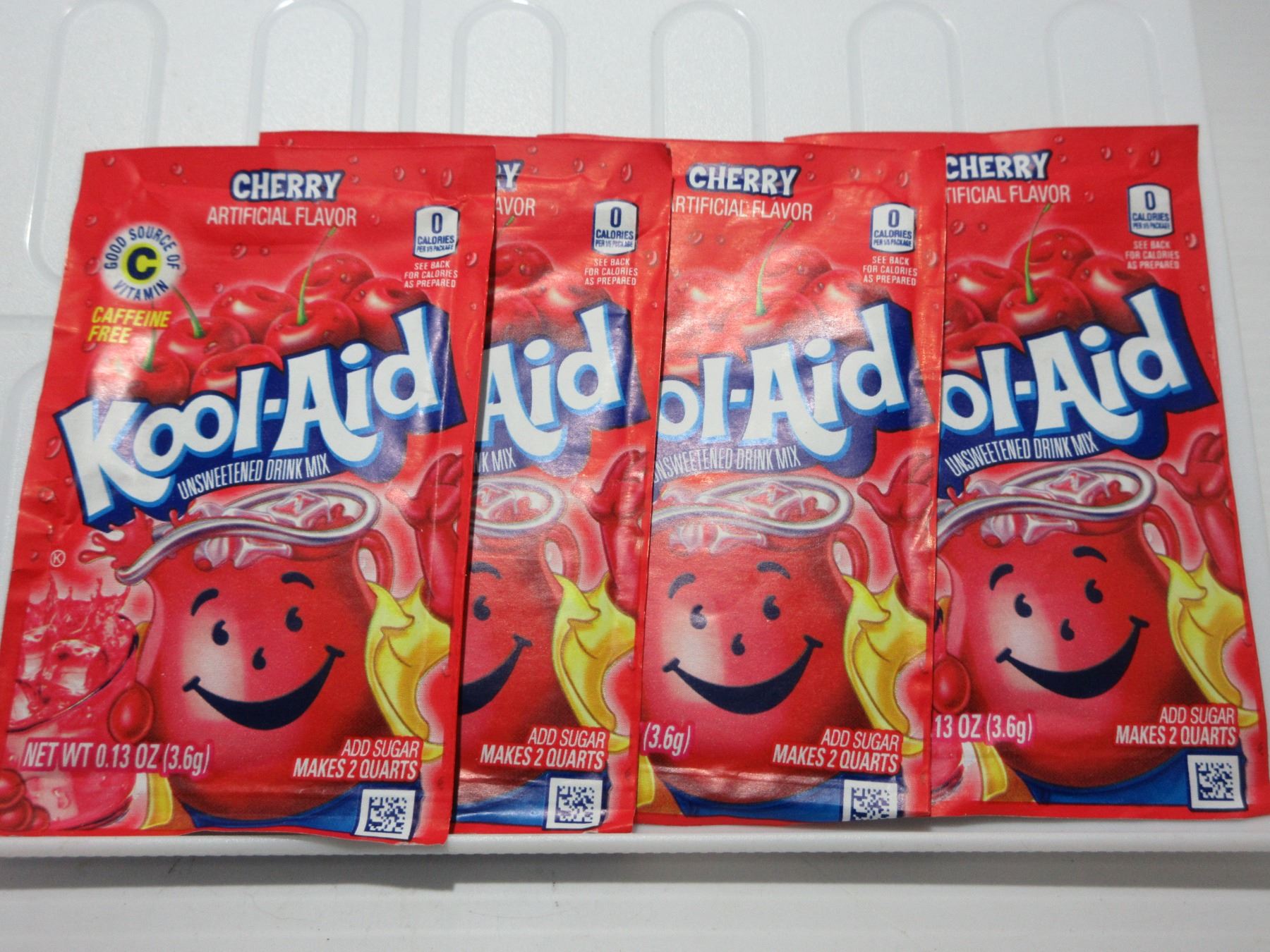 CHERRY KOOL-AID - 4 PACKAGES