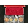 Image 2 : 1964 JERSEY 4 COIN PROOF SET ORIGINAL PACKAGING