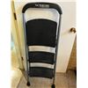 Image 3 : Easy Reach by Gorilla Ladders Step Ladder