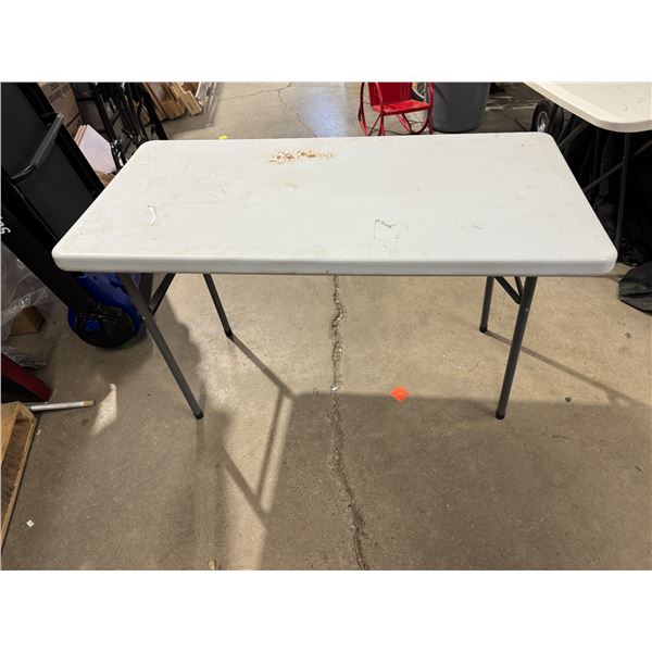 4 foot folding table