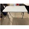 Image 1 : 4 foot folding table