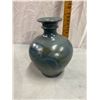 Image 1 : Signed pottery vase