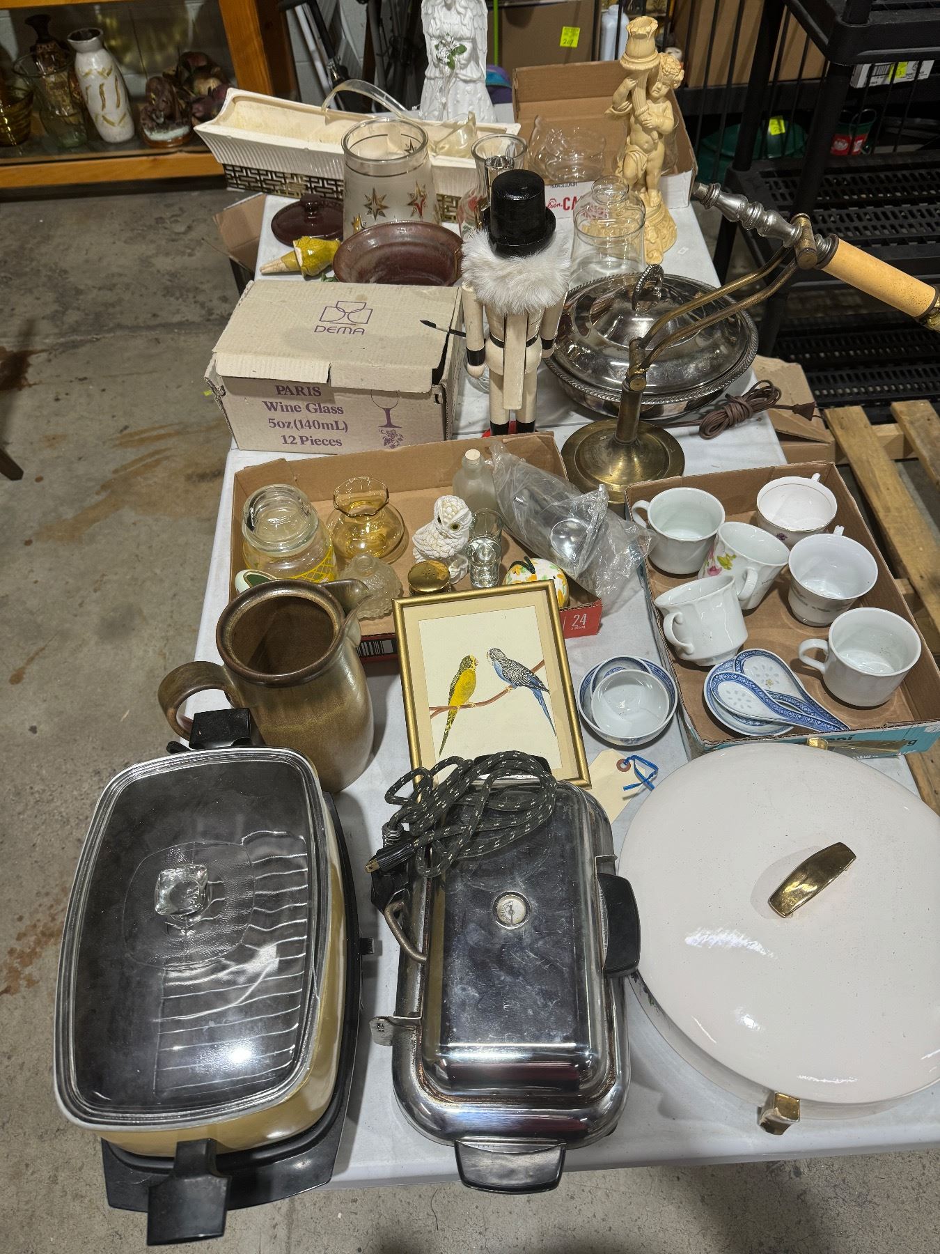 Assorted collectibles etc