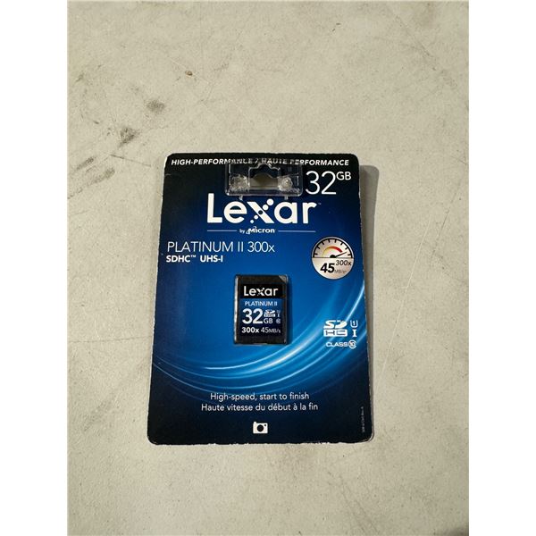 Lexar 32 gb new