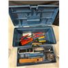Image 1 : Toolbox and contents