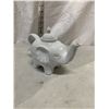 Image 2 : Elephant tea pot