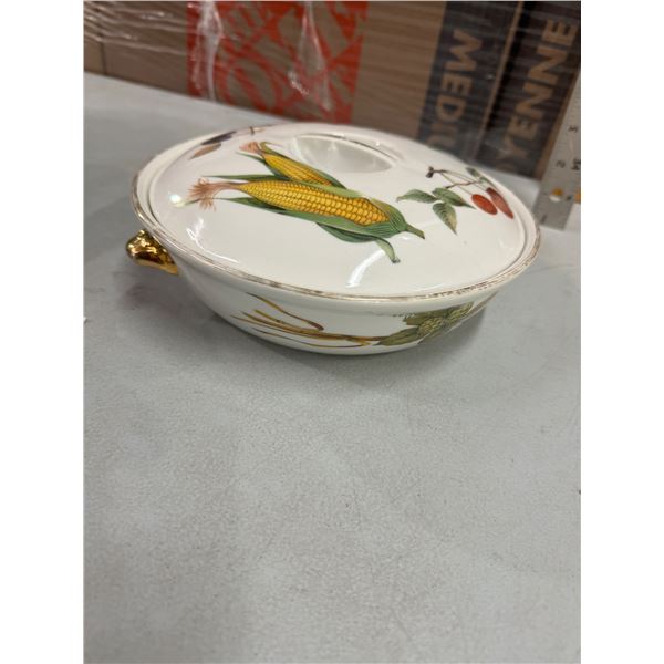 Royal Worcester lidded dish