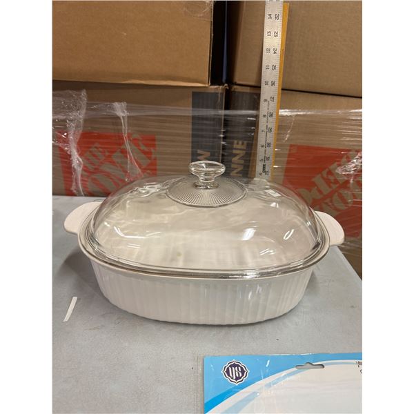 Pyrex baking dish