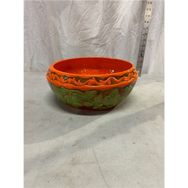 Vintage Arned orange and green planter from 1974 12" across