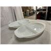 Image 3 : 2 Pyrex divided serving dishes 13" long