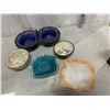 Image 3 : 5 assorted small bowls (1double bowl)