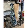 Image 1 : Scarves