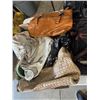 Image 3 : Assorted hand bags