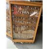 Image 2 : Collector spoons in cases
