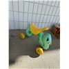 Image 1 : Inchworm ride on toy