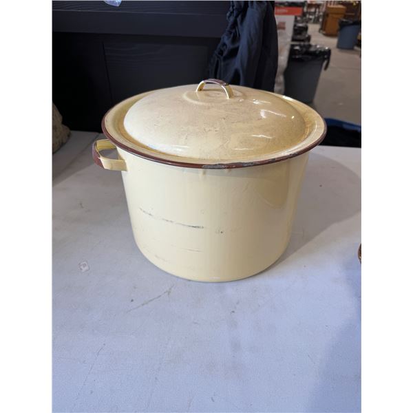 Tin enamel pot
