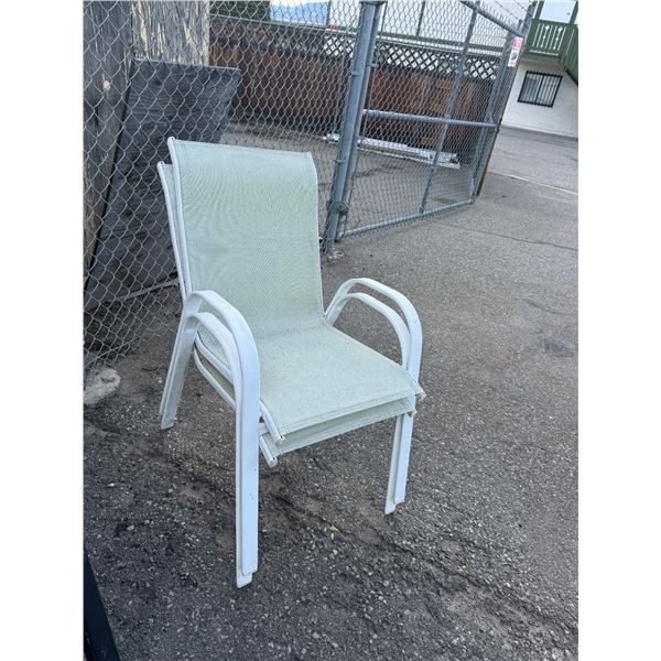 2 stacking patio chairs