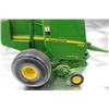 Image 3 : John Deere 568 Round Baler mega wide plus