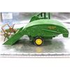 Image 2 : John Deere 1940 12A Combine