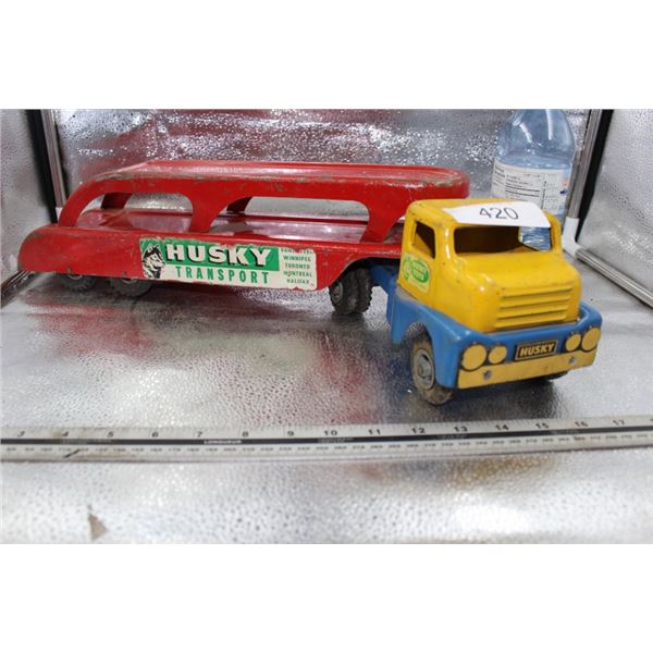 Husky Toys truck and Husky car hauler trailer