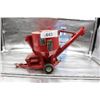 Image 1 : Case International grain feeder model
