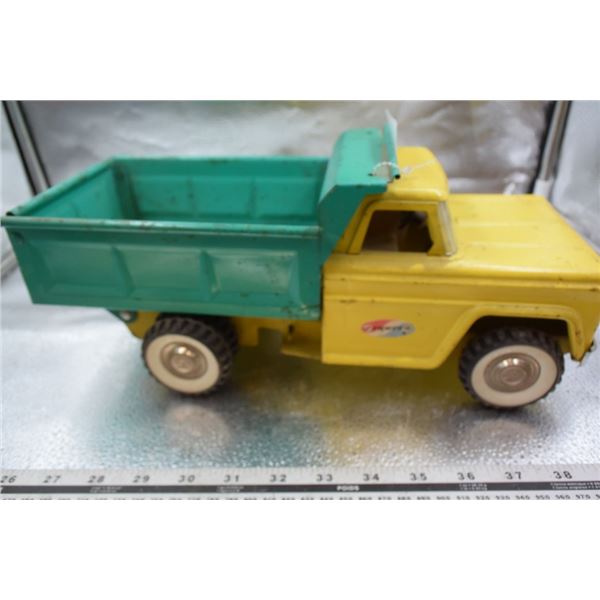 Antique Structo, Metal  Dump Truck Toy