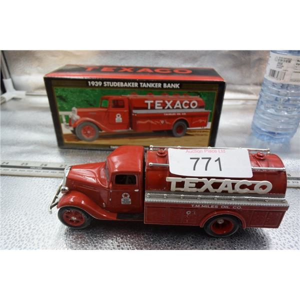 Texaco 1939 Studebaker Tanker Bank