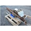 Image 1 : Vintage Wade sawing machine