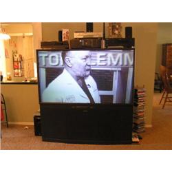 65 INCH MITSUBISHI LARGE SCREEN TV
