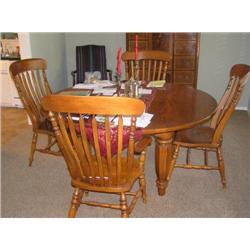 DINING TABLE & 6 CHAIRS