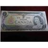 Image 4 : (3) 1973 Canada Uncirculated $1 Bills with Sequential Serial Numbers ;
