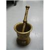 Image 1 : Very old brass mortar and pestle- 5" ()