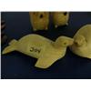 Image 2 : Lot of 4: 2 carved wood seals and 2 owls ()
