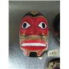 Image 2 : Lot of 3 imported, not Alaskan small wooden hand carved and painted masks ()