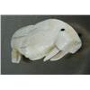 Image 3 : Ivory walrus laying down- 5-1/2" long signed Andrew Kookok ()