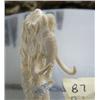 Image 2 : CHOICE on 3 ivory woolly mammoth- 1-3/4" high and long ()