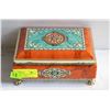 Image 1 : ANTIQUE TIN FILLED WITH OLD SILK EMROIDERY ITEMS